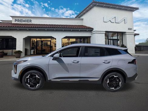 New 2026 Kia Sportage EX image 5