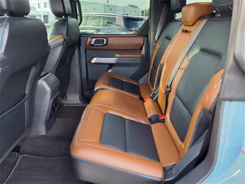 Used 2023 Ford Bronco Outer Banks image 7