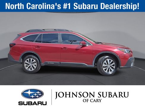Used 2022 Subaru Outback Premium image 10