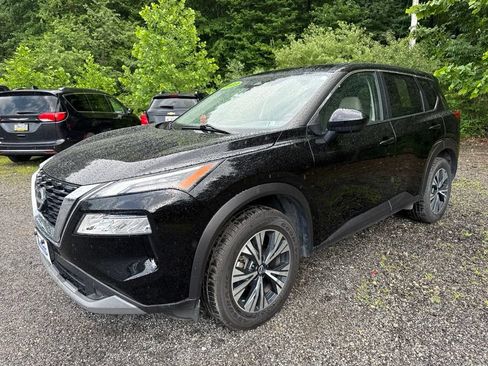 Used 2023 Nissan Rogue SV FWD image 4