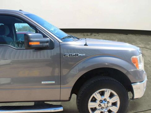 Used 2012 Ford F150 XLT w/ XLT Chrome Pkg image 11