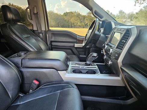 Used 2017 Ford F150 Lariat w/ Equipment Group 502A Luxury image 41