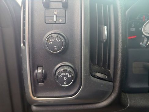 Used 2017 Chevrolet Silverado 1500 LT w/ All Star Edition image 6