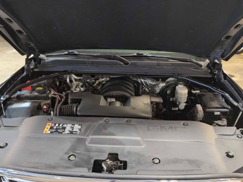 Used 2017 GMC Yukon SLE w/ Convenience Package image 26