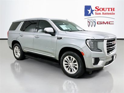 Used 2024 GMC Yukon SLT w/ SLT Luxury Package