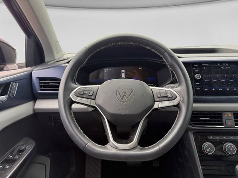Used 2023 Volkswagen Taos SE w/ Panoramic Sunroof Package AWD/4WD image 15