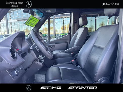 Used 2022 Mercedes-Benz Sprinter 2500 image 23