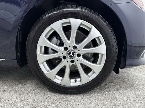 Used 2019 Mercedes-Benz E 300 w/ Premium 1 Package image 44