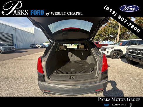 Used 2017 Cadillac XT5 FWD w/ LPO, Wheel Lock Package image 5