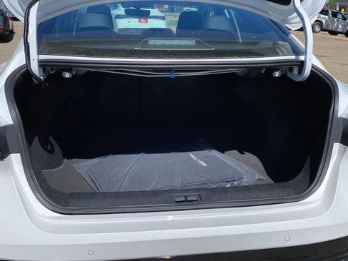 New 2026 Nissan Sentra SR image 24