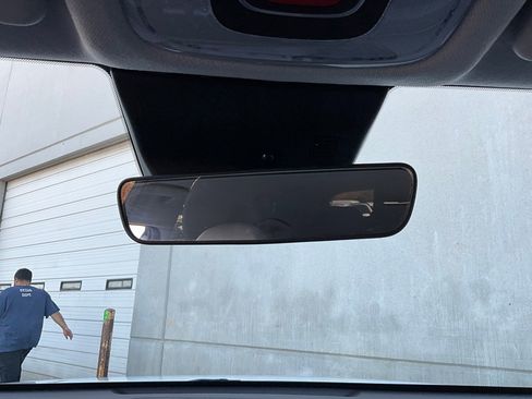 Used 2025 Hyundai Kona SEL image 18