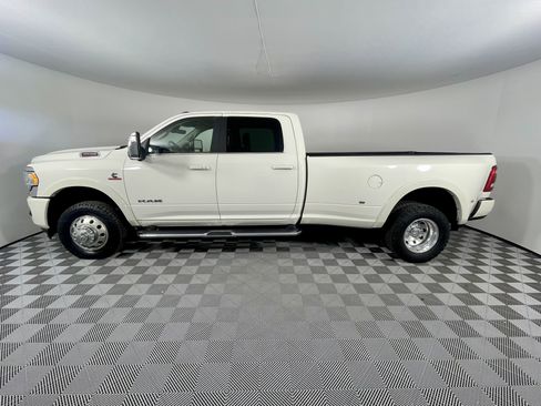 Used 2023 RAM 3500 Limited image 2