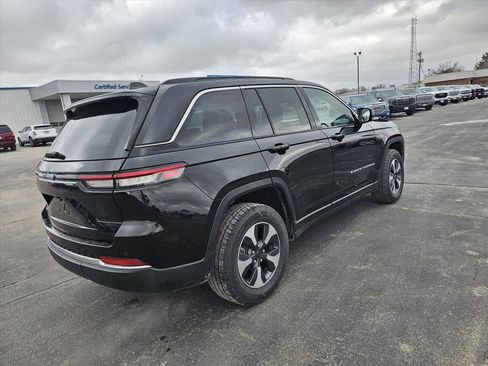 Used 2024 Jeep Grand Cherokee Limited 4xe image 3