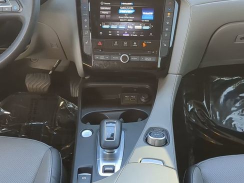 Used 2023 INFINITI QX50 Luxe image 19