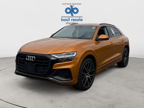 Used 2021 Audi Q8 Premium Plus w/ Premium Plus Package AWD/4WD image 2