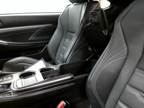 Used 2017 Lexus RC 200t image 39