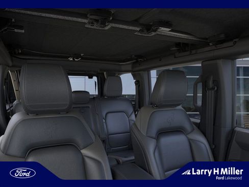 Used 2026 Ford Bronco Outer Banks AWD/4WD image 12