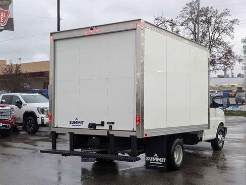 New 2024 Chevrolet Express 3500 w/ Power Convenience Package image 6