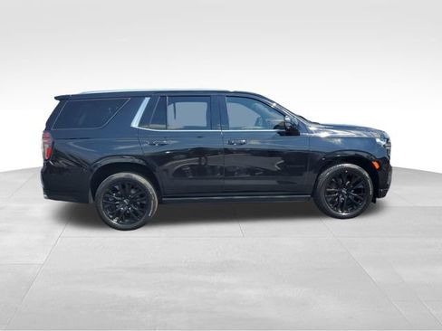 Used 2021 Chevrolet Tahoe High Country w/ Premium Package AWD/4WD image 3