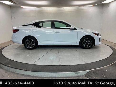 Used 2024 Nissan Sentra SV image 6