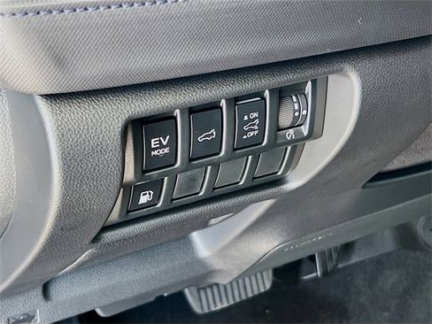 New 2025 Subaru Forester Premium image 18