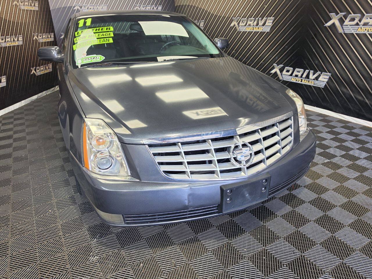 Used 2011 Cadillac DTS FWD image 4