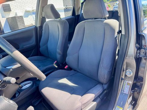 Used 2013 Honda Fit image 17