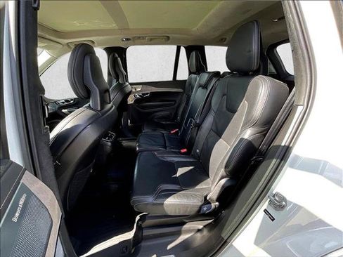 Used 2021 Volvo XC90 T6 Inscription w/ Lounge Package AWD/4WD image 27