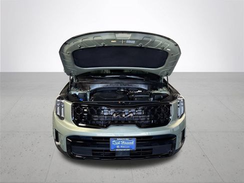 Used 2025 Kia Telluride AWD image 23