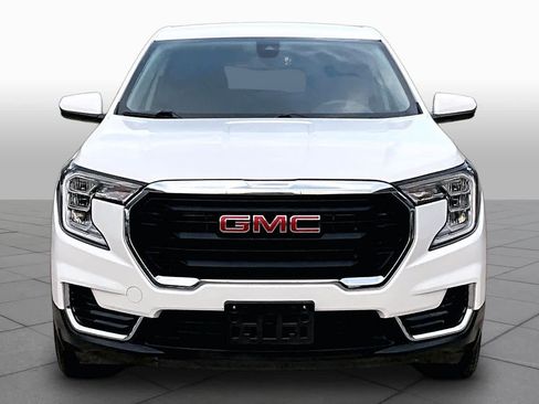 Used 2024 GMC Terrain SLE AWD/4WD image 4