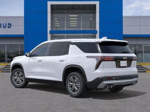 New 2026 Chevrolet Traverse LT w/ LPO, Floor Liner Package image 3