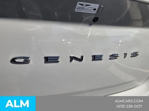 Used 2026 Genesis G70 2.5T RWD image 13
