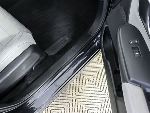 Used 2017 Honda CR-V EX image 23