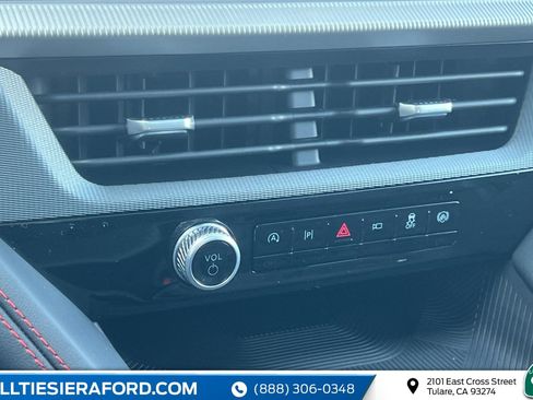 New 2026 Ford Explorer ST-Line w/ ST-Line Street Pack image 21