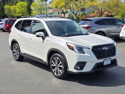 Used 2024 Subaru Forester Limited AWD/4WD image 11