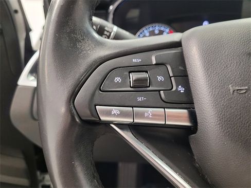 Used 2023 Cadillac XT6 Luxury image 26