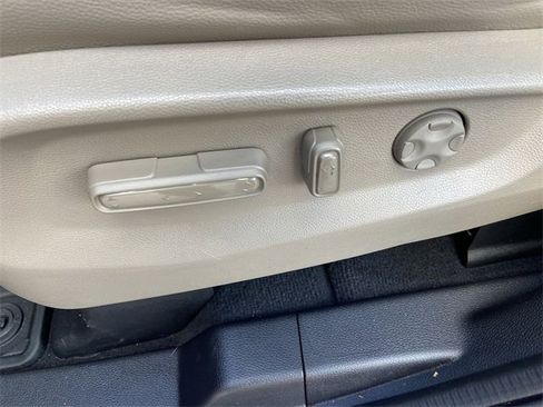 Used 2023 Honda Odyssey EX-L image 21