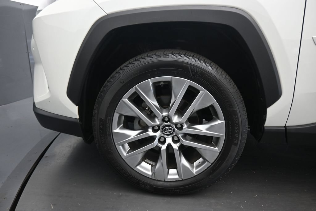 Used 2019 Toyota RAV4 Limited w/ Carpet Mat Package AWD/4WD image 52