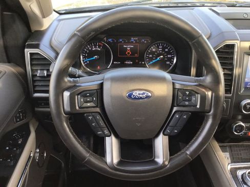 Used 2021 Ford Expedition Limited image 13