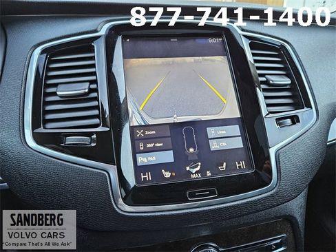 Used 2017 Volvo XC90 T6 Momentum w/ Vision Package image 27