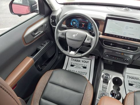 Used 2025 Ford Bronco Sport Outer Banks w/ Outer Banks Tech Package+ image 15