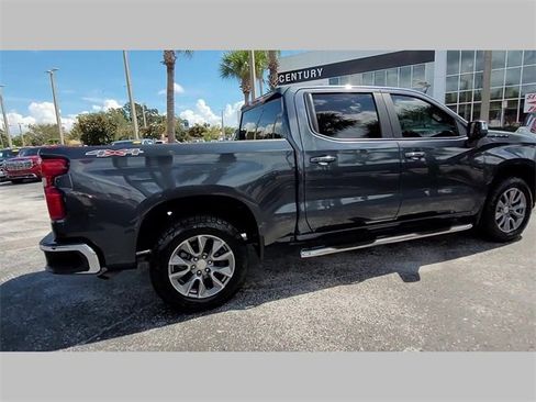 Used 2023 Kia Telluride EX image 44