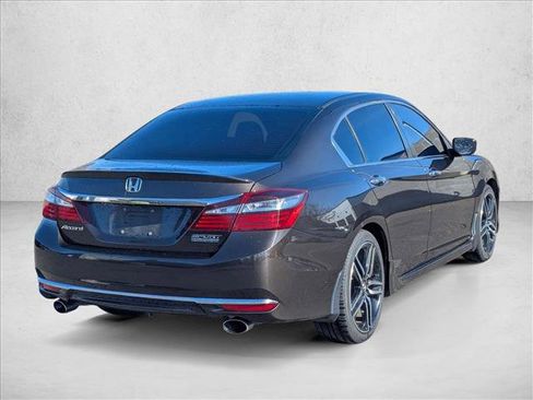 Certified 2017 Honda Accord Sport Special Edition image 5