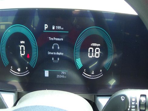 Used 2025 Hyundai Sonata SEL FWD image 22