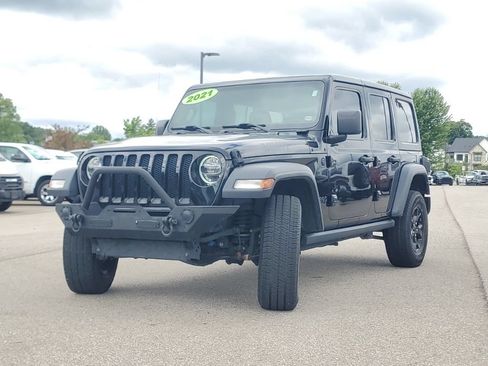 Used 2021 Jeep Wrangler Unlimited Sport AWD/4WD image 4