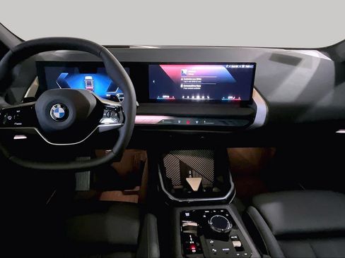 Certified 2025 BMW X3 xDrive30i w/ Premium Package AWD/4WD image 15