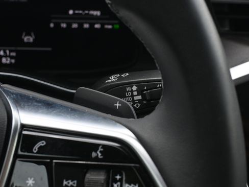 Used 2024 Audi A6 Premium Plus w/ Premium Plus Package image 33