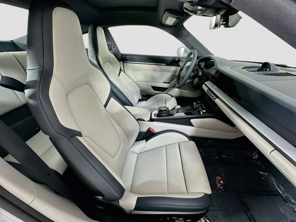 New 2026 Porsche 911 Carrera RWD image 28
