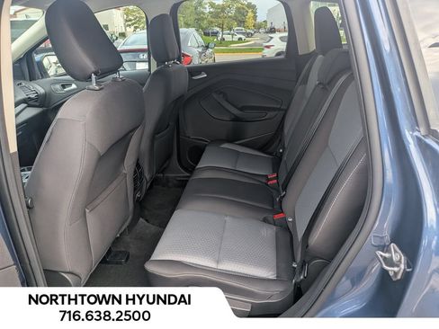 Used 2018 Ford Escape SE FWD image 29