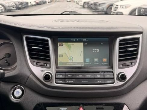 Used 2016 Hyundai Tucson Limited w/ Option Group 03 AWD/4WD image 11